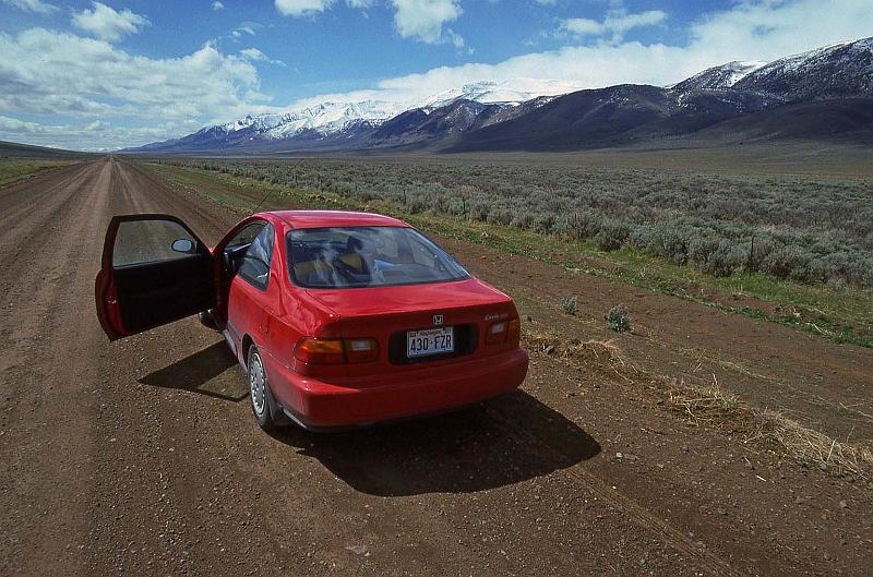1996-04 Utah Trip 210 Alvord Desert.jpg